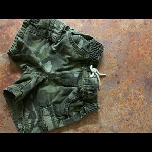 Gap Baby camo shorts